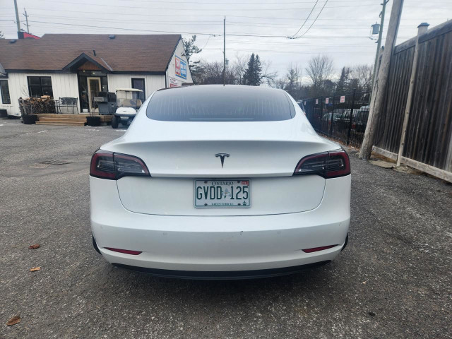  2019 Tesla Model 3 Standard Range in Cars & Trucks in Ottawa - Image 4