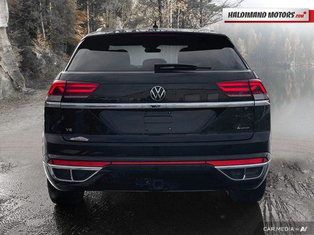 2023 Volkswagen Atlas Cross Sport Execline in Cars & Trucks in Hamilton - Image 4