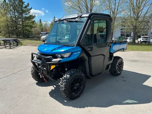 ONLY $169 BI-WEEKLY! 2021 CAN-AM DEFENDER HD10 in ATVs in Strathcona County - Image 4
