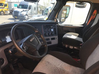 2020 FREIGHTLINER T12664ST;Heavy Duty Trucks - CONVENTIONAL W/O SLEEPER Penske Location 100 THORNHIL... (image 9)