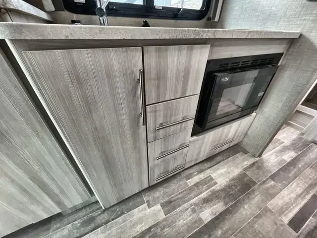 2023 Thor Motor Coach Gemini AWD 23TE in RVs & Motorhomes in Kamloops - Image 18
