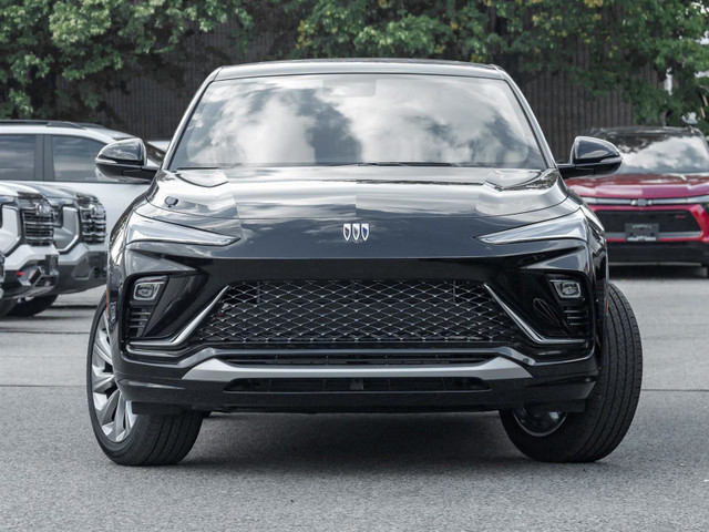 2025 Buick Envista Avenir - Heated Steering | Wireless Charging in Cars & Trucks in Markham / York Region - Image 2