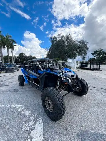 APPLY NOW: https://www.ridecollective.ca/get-pre-approved The 2025 CAN-AM MAVERICK X3 MAX X RS TURBO...