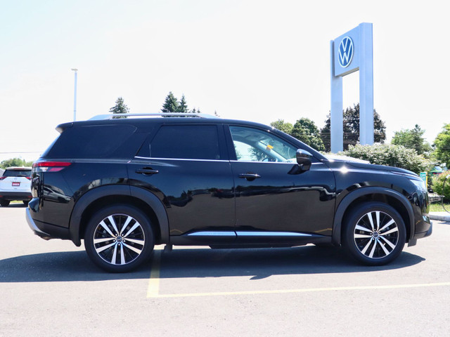2023 Nissan Pathfinder Platinum in Cars & Trucks in Oakville / Halton Region - Image 3
