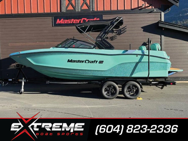 2023 Mastercraft XT22 in Powerboats & Motorboats in Chilliwack