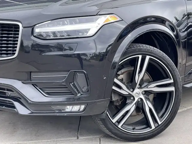 2017 Volvo XC90 in Cars & Trucks in Calgary - Image 19