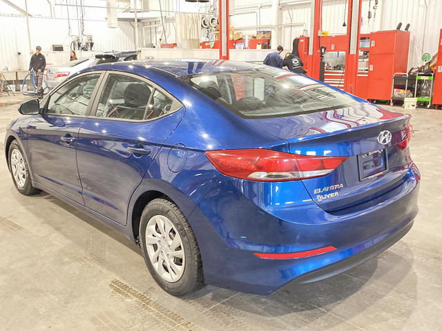 Hyundai Elantra automatique LE 2017 x-tra clean in Cars & Trucks in Saint-Hyacinthe - Image 4