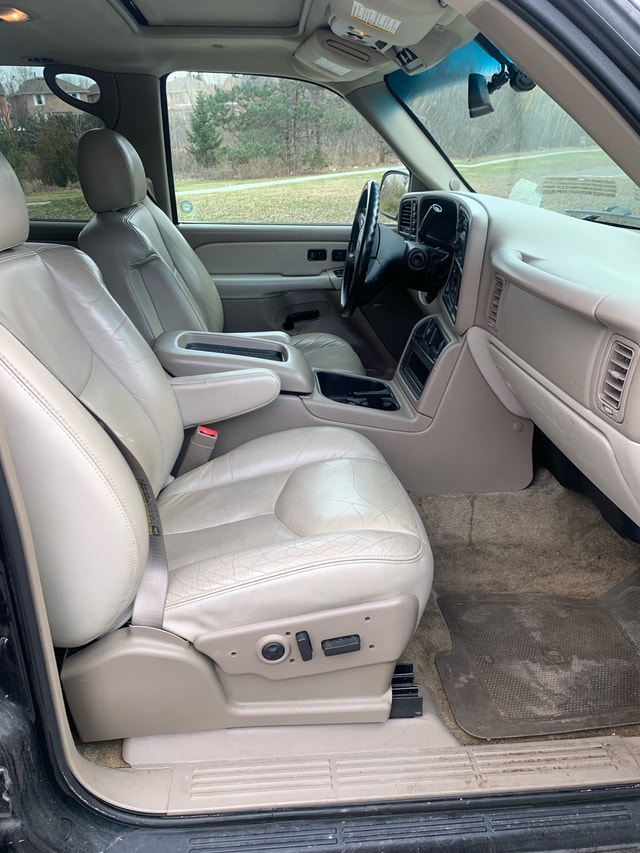 2003 Chevrolet Tahoe LT Cars & Trucks Oshawa / Durham Region