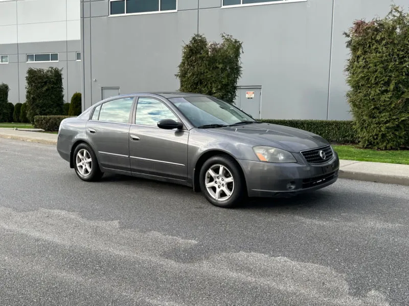 2005 Nissan Altima S 4CYL AUTOMATIC A/C LEATHER MOONROOF