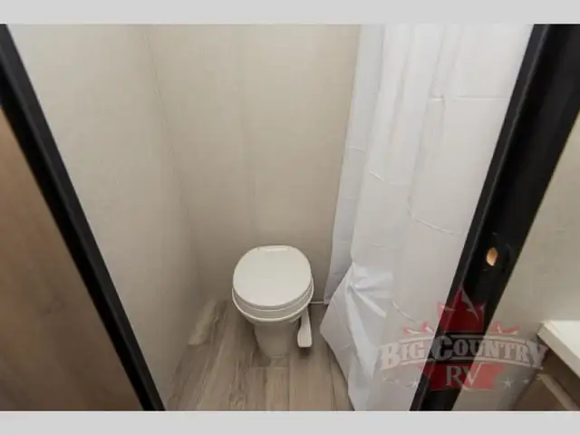 2025 Keystone RV Coleman 13B in Travel Trailers & Campers in Ottawa - Image 10
