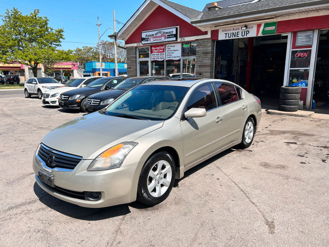 2009 Nissan Altima 2.5 S in Cars & Trucks in Hamilton - Image 2