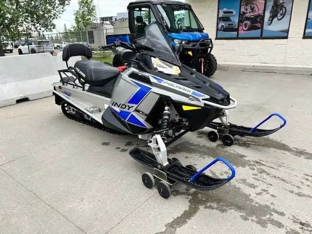 *SUMMER SALE*  2021 POLARIS 550 INDY LXT NORTHSTAR  *FAN-COOLED* in Snowmobiles in Strathcona County - Image 6