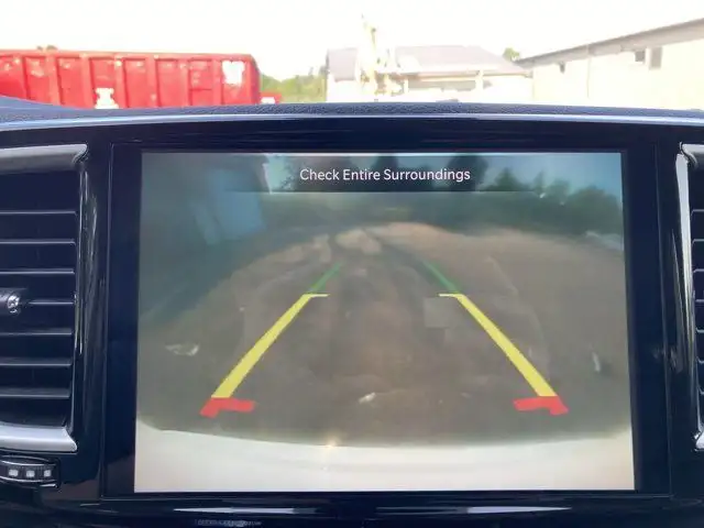 2023 Chrysler Pacifica Touring L in Cars & Trucks in Hamilton - Image 27