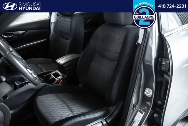 Nissan Rogue SL AWD 2019 in Cars & Trucks in Rimouski / Bas-St-Laurent - Image 9