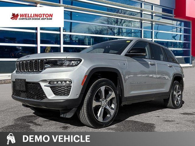 2022 Jeep Grand Cherokee 4xe | Leather | Navigation | in Cars & Trucks in Guelph