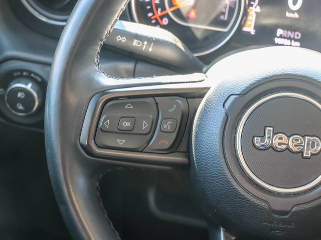 2022 Jeep Gladiator Sport S Altitude | V6 | 4x4 | Heated Seat... in Cars & Trucks in London - Image 4