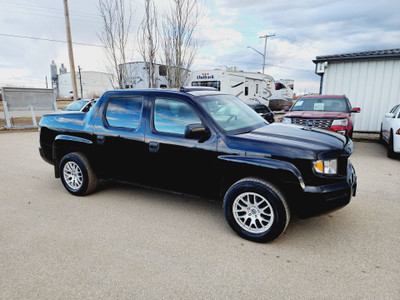 Honda Ridgeline *LOW KM*HEATED LEATHER*MINT IN & OUT*4WD*SUNROOF