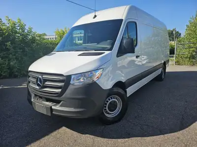 ***GARANTIE PROLONGÉ MERCEDES BENZ JUSQU'A MARS 2028 OU 160 000 KM*** $216/SEMAINE TAXES ET INTERETS...