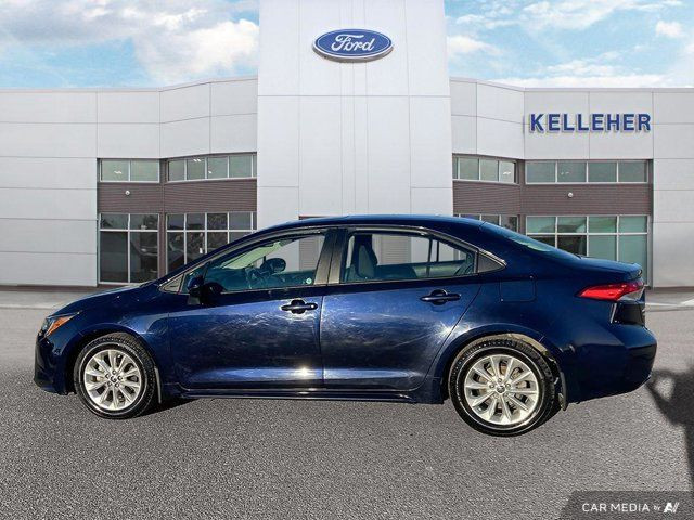 2022 Toyota Corolla LE | Moonroof | Android Auto | Htd Front in Cars & Trucks in Brandon - Image 2