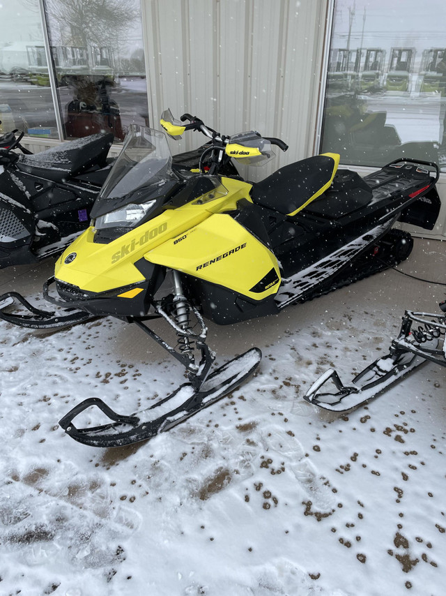 2021 Ski-Doo Renegade® Adrenaline 850 E-TEC® - Yellow/Black in Snowmobiles in Charlottetown
