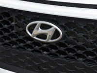 AWD, Android Auto, Blind Spot Monitor, Forward Collision Warning! This 2021 Hyundai Kona Preferred A... (image 9)