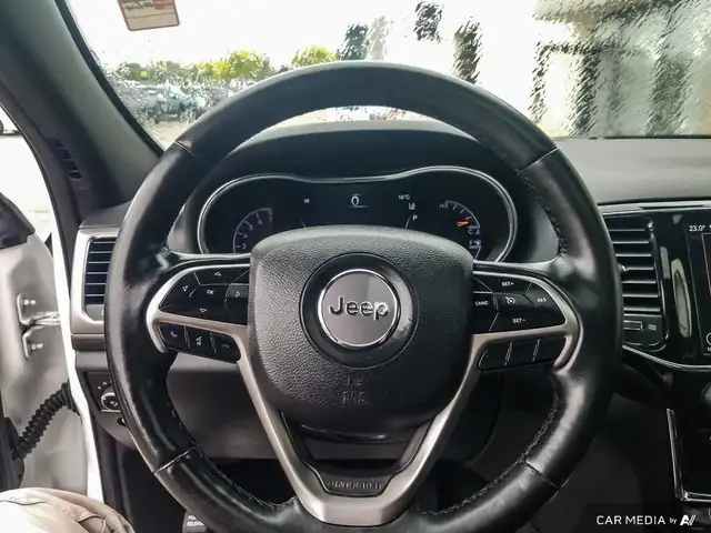 2021 Jeep Grand Cherokee Laredo ALTITUDE | SUNROOF | PROTECH... in Cars & Trucks in London - Image 15