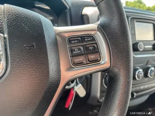 2022 Ram 1500 Classic SLT in Cars & Trucks in Brantford - Image 18