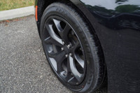 Check out this sleek and stylish 2022 Chrysler 300 Sedan! With its powerful 6 Cylinder engine, panor... (image 7)