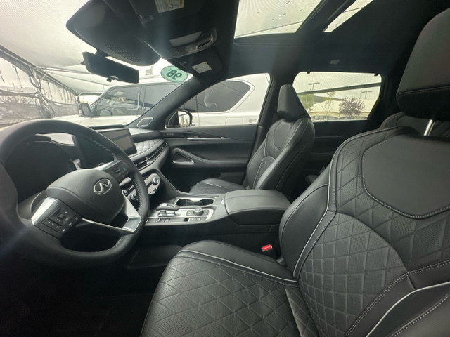 2024 Infiniti QX60 Autograph AWD *FRESH ARRIVAL* MORE DETAILS SO in Cars & Trucks in Calgary - Image 3