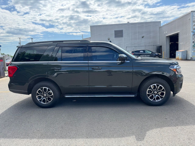 2022 Ford Expedition XLT in Cars & Trucks in Cornwall - Image 2