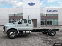 This FORD MEDIUM TRUCK F-750 has a dependable 6.7 Liter engine powering it's polished transmission.... (image 1)