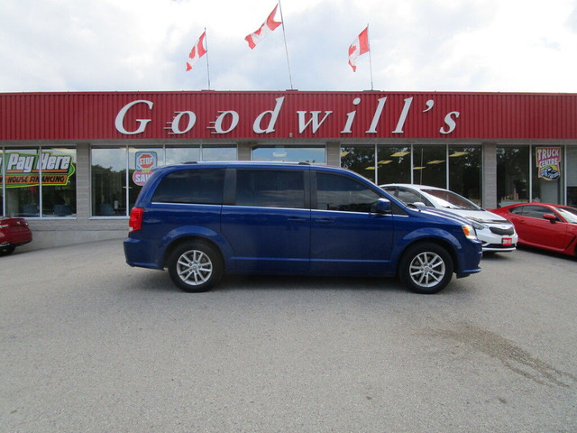  2018 Dodge Grand Caravan SXT PREMIUM, NAV, REAR A/C, DVD, CLEAN in Cars & Trucks in London