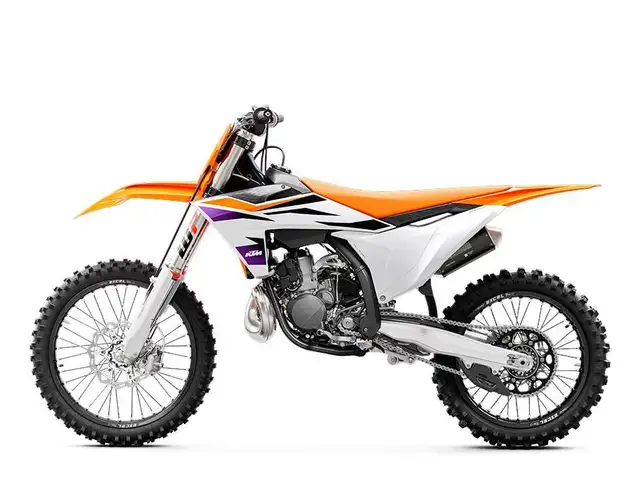 2024 KTM 250 SX in Dirt Bikes & Motocross in Granby - Image 5