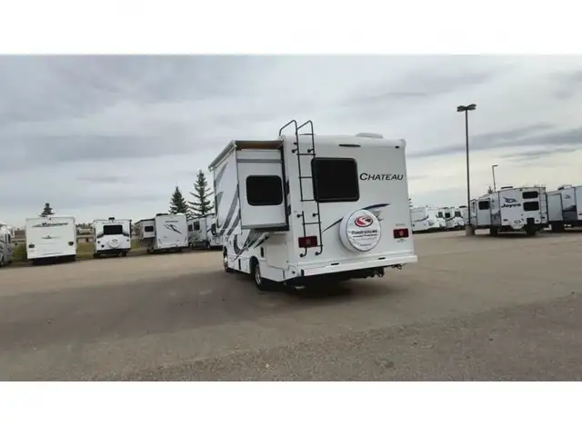 2023 Thor Motor Coach Chateau 22B in RVs & Motorhomes in Red Deer - Image 4