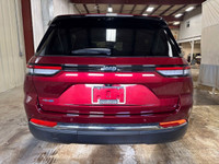 ALLOY WHEELS, POWER PASSENGER SEAT, SPOILER, POWER LIFTGATE, TRAILER SWAY CONTROL, NAVIGATION SYSTEM... (image 4)