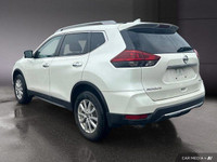 *2018 Nissan Rogue SV | Panoramic Sunroof | 360(0) Camera | AWD* Spacious, comfortable, and tech-loa... (image 2)