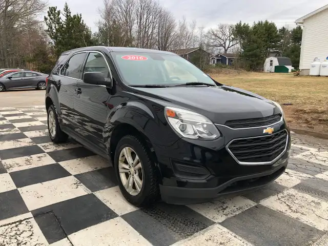 2016 Chevrolet Equinox LS- Power seats, Windows and mirrors. AS- in Cars & Trucks in Annapolis Valley - Image 3