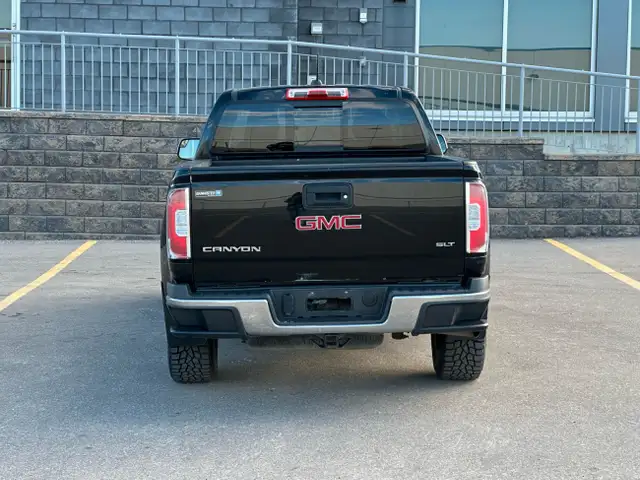 2018 GMC Canyon 4WD Crew Cab 128.3" All Terrain w/Leather | $0 D in Cars & Trucks in Calgary - Image 5