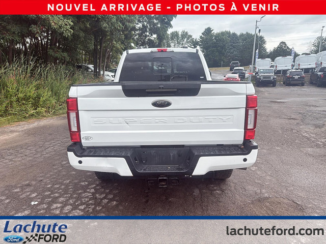 Ford Super Duty F-350 SRW LARIAT 4WD Crew Cab 6.75' Box 2022 à v dans Autos et camions  à Laurentides - Image 4