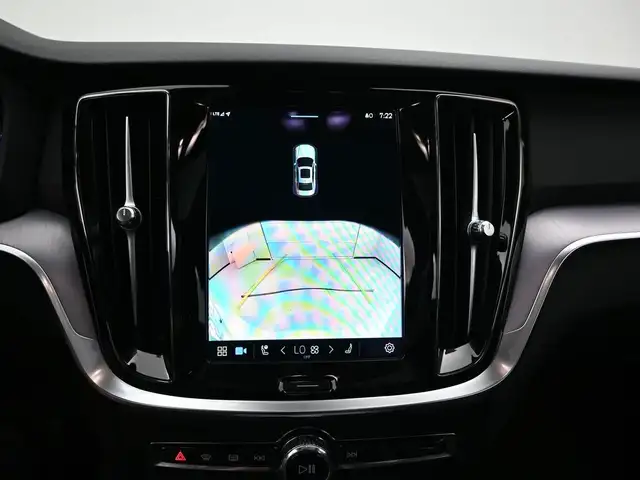 2024 Volvo S60 B5 B5 CORE SUNROOF, NAVIGATION, HEATED POWER SEAT in Cars & Trucks in City of Halifax - Image 8
