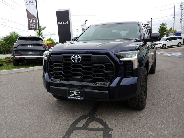 2024 Toyota Tundra Limited Hybrid 3.4L 4WD | SUNROOF | 14K KM |  in Cars & Trucks in Oakville / Halton Region - Image 4