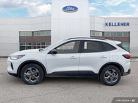 This Ford Escape has a dependable Intercooled Turbo Premium Unleaded I-3 1.5 L/91 engine powering th... (image 1)