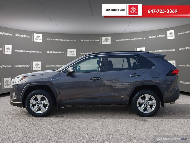 2019 Toyota RAV4 AWD Hybrid LE | Alloys | Power Group in Cars & Trucks in City of Toronto - Image 3
