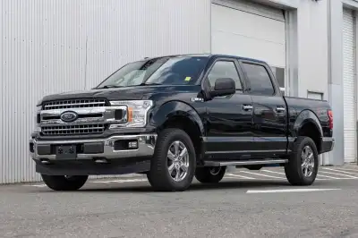 Check out our 2018 Ford F-150 XLT powered by a 2.7L EcoBoost engine. This truck blends strength and...