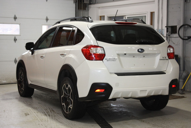 2014 Subaru XV Crosstrek Limited in Cars & Trucks in City of Montréal - Image 4