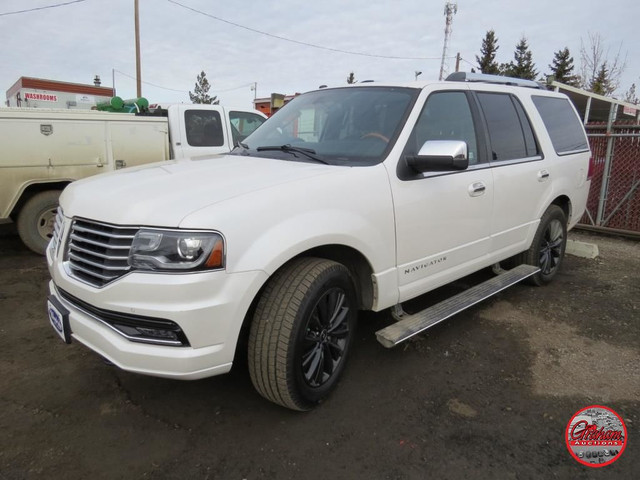 2017 Lincoln Navigator Select in Cars & Trucks in Calgary