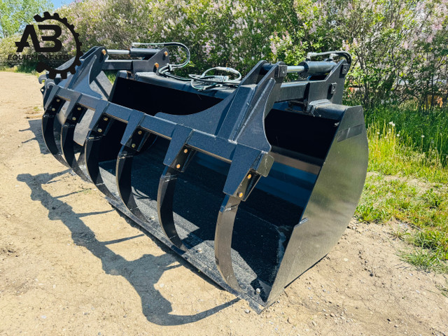 NEW LOADER Grapple Bucket in Heavy Equipment in Calgary