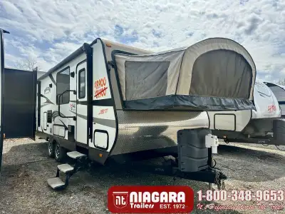 Year: 2015 Stock Number: UX7329 Status: PreOwned Weight: 5053 Lbs. Length: 25 ft Sleeps: 7 Included...