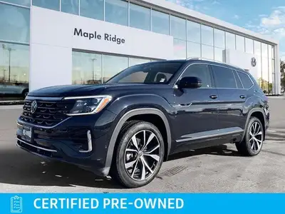 This Volkswagen Atlas boasts a Intercooled Turbo Premium Unleaded I-4 2.0 L/121 engine powering this...