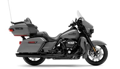 Engine: Twin-Cooled™ Milwaukee-Eight™ 114
